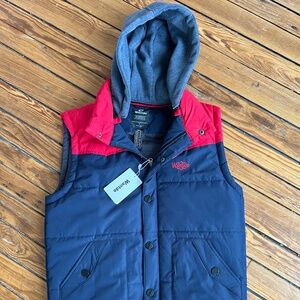 NWT Puffer vest with detachable hood